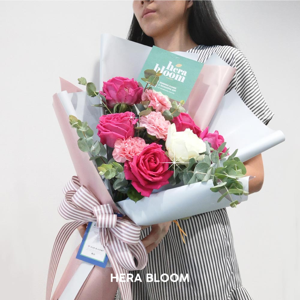 Pink Carnation Mixed Bouquet - Hera Bloom