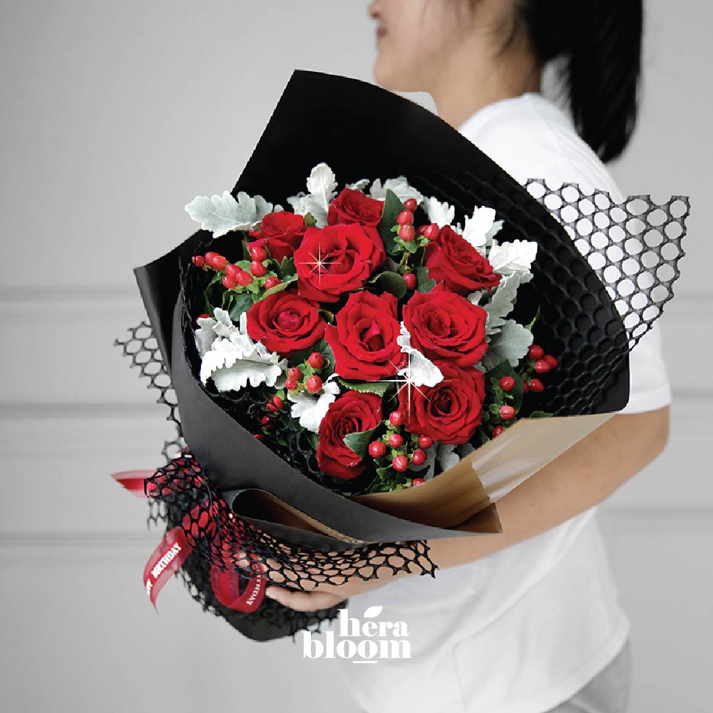 Red Rose Bouquet 2 - Hera Bloom
